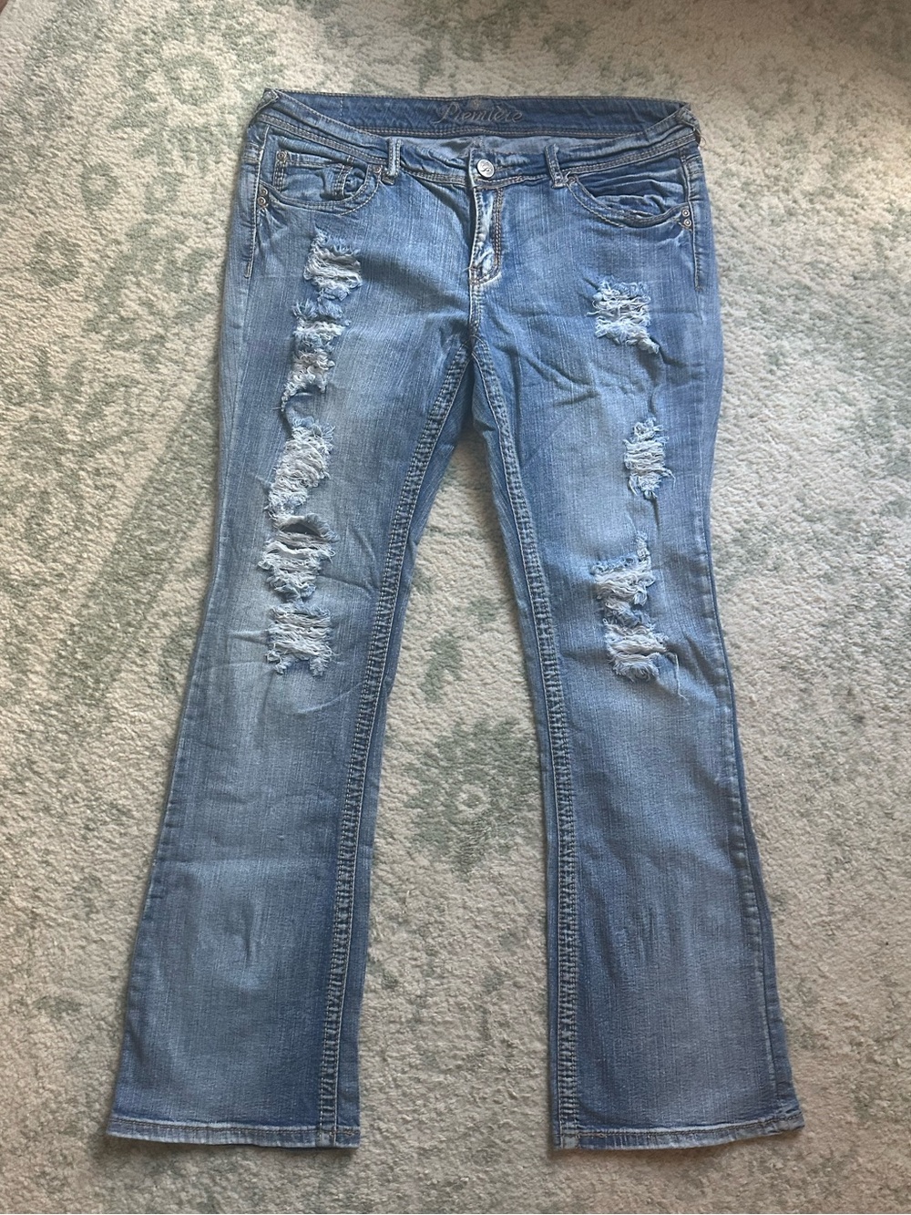 Y2K Bootleg Curvy Jeans